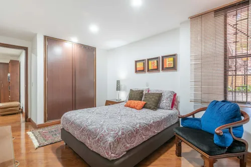 Apartamento En Venta En El Nogal. Cod V5086