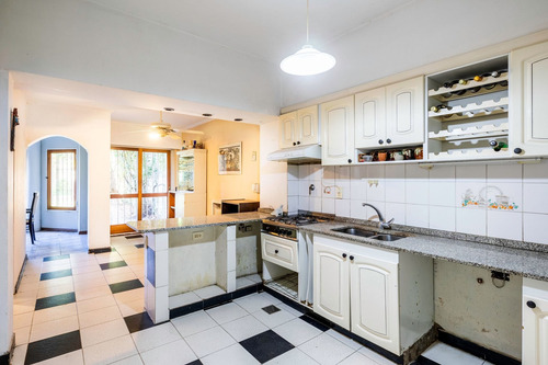 Imagen 5 de 30 de Casa En Venta En Saavedra Jardin Pileta Y Cocheras