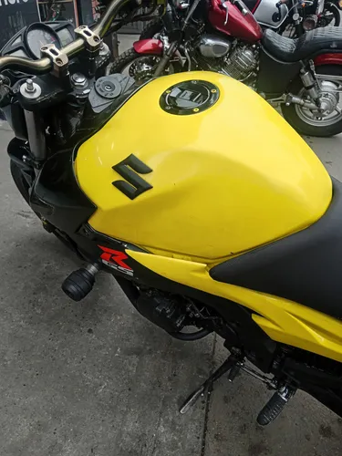 Suzuki Gsr 600
