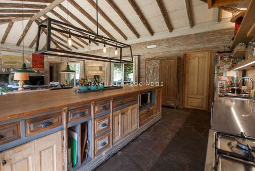 Casa De 3 Dormitorios En Burnett, Punta Del Este-ref:2485