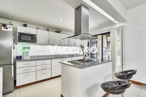 Imagen 10 de 30 de Casa Venta - Maria Eugenia Residences