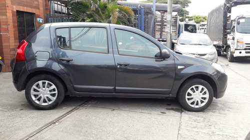 Renault Sandero Expression Color Gris Eclipse