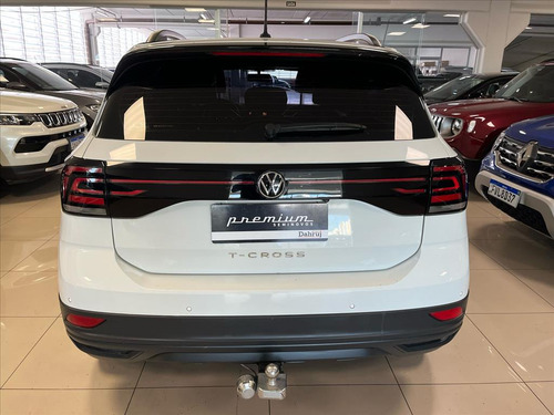 Volkswagen T-Cross 1.0 200 TSI TOTAL FLEX SENSE AUTOMÁTICO
