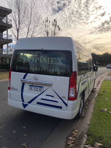 Toyota Hiace 2021 2.8 Tdi Commuter 6at 14a