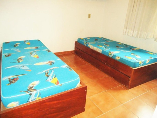 Imagem 6 de 12 de Guarujá Pitangueiras 3 Dormitórios 1 Suíte Mobiliado 2 Vagas Churrasqueira Serviço De Praia Portaria 24 Horas!!! - Ap0757 - 34707461