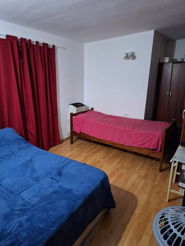 Casa + Dos Dptos Barrio 9 De Julio