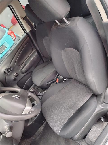 Nissan Versa 1.6 A/C Mt