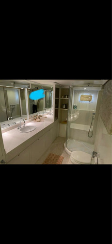 Imagen 2 de 17 de Crucero Hatteras 58 Importado!!!! Sky Lounge !! Unico