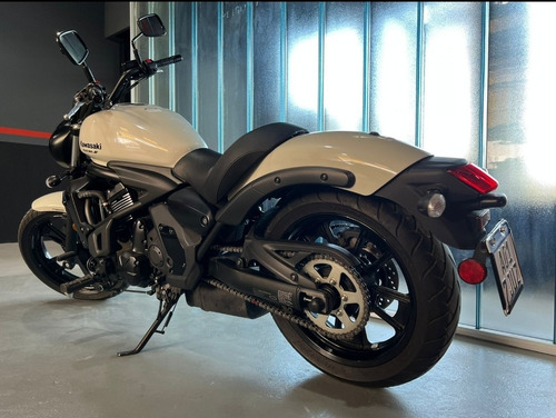 Imagen 2 de 12 de Kawasaki Vulcan S Chopper