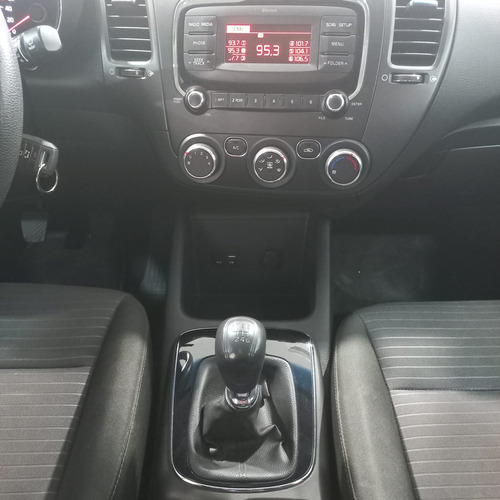Imagen 13 de 15 de Kia Forte Lx T/m 2017