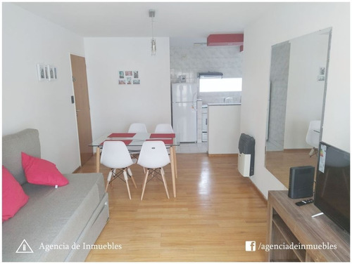 Alquila: Dpto 1 Dormitorio Con 2 Balcones / Av Estrada Al 100 - Nueva Cordoba