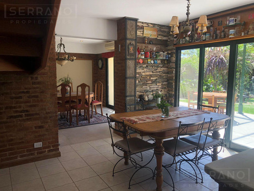 Venta Casa 6 Amb Con Piscina En Barrancas De San Jose, General Pacheco