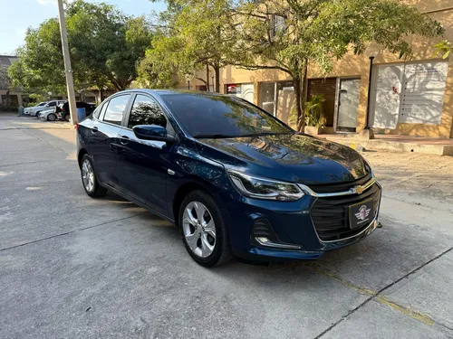 Chevrolet Onix 1.0T Premier Sedan At