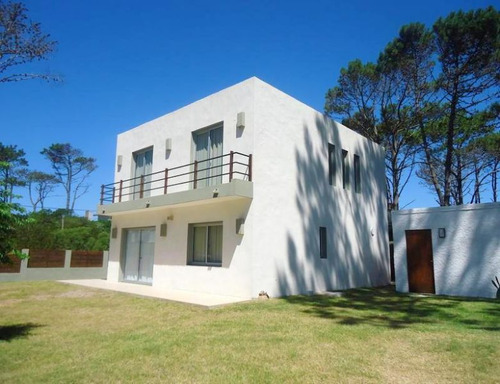 Casa En Alquiler Por Temporada De 4 Dormitorios En Montoya (ref: Bpv-4391)