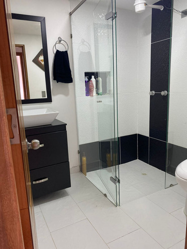 Apartamento Segunto Piso + Mansarda En Venta En La Ceja (barrio La Aldea)