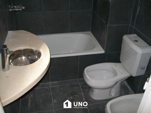 Moreno 73 Bis - Dpto De 1 Dormitorio Externo.