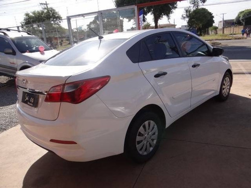 Imagem 4 de 15 de Hyundai Hb20s 1.0 Unique 12v Flex 4p Manual