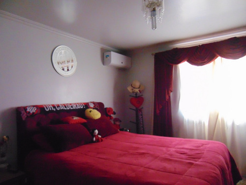 Imagem 8 de 18 de Casa Com 4 Dormitórios À Venda Com 793.36m² Por R$ 980.000,00 No Bairro Santa Felicidade - Curitiba / Pr - Cs.0683