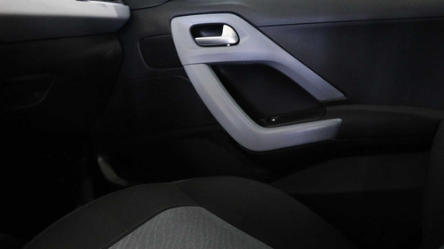 Peugeot 208 1.5 Allure Touchscreen - 150183 - C