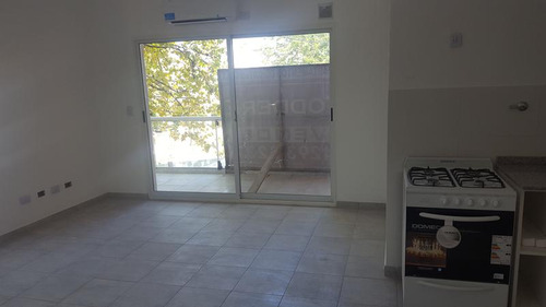 Venta De Departamento 2 Ambientes A Estrenar A Pasos De La Estación De José Mármol.