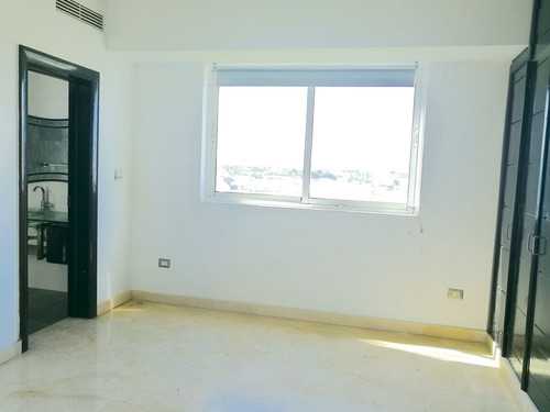 Apartamento En Alquiler En Los Cacicazgos. Av. Anacaona.