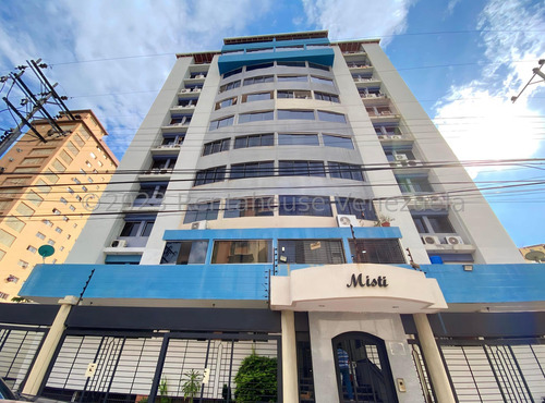 Moderno Apartamento En Venta Con Pozo De  Agua Gas Directo Seguridad Nela 24-9608