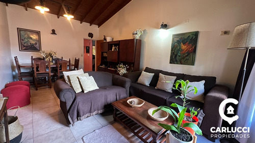 Imagen 2 de 15 de Chalet En Venta De 4 Ambientes En Ituzaingó Norte