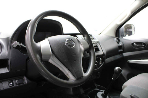 Nissan Doble Cabina Np300 2020