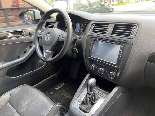 Volkswagen Jetta 2.0 Comfortline Flex 4p Tiptronic