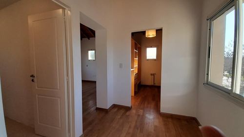 Casa En Venta En Barrio San Isidro Labrador, Villanueva, Tigre