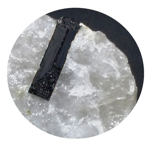 Bloco De Quartzo C/cristal De Turmalina Preta Coleção 5014 M Branco E Preto