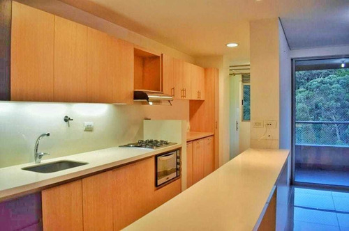 Imagen 6 de 11 de Venta Apartamento En Castropol