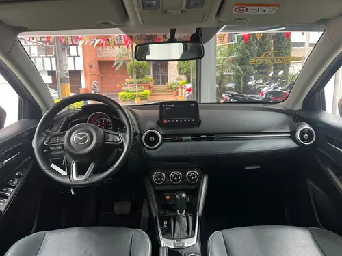 Mazda 2 Grand Touring LX AT 2023