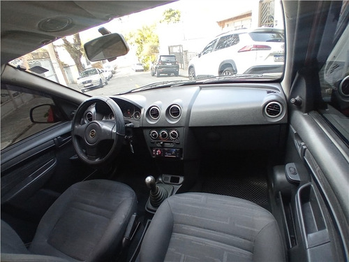 Imagem 13 de 13 de Chevrolet Prisma 1.4 Mpfi Maxx 8v Flex 4p Manual