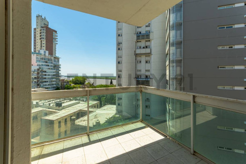 ¿buscas Vista Al Rio? Este Es Tu Departamento. Salta 1234, Rosario
