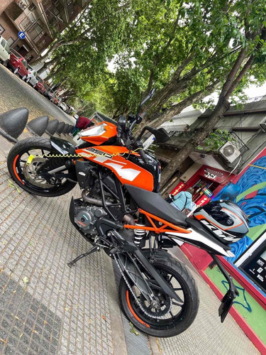 Imagen 2 de 5 de Ktm Duke 250