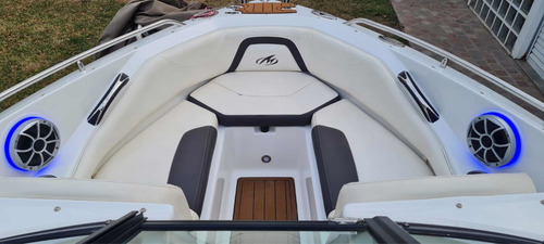 Imagen 4 de 9 de Monterey 204 Fsx Mercruiser 4.5 250 Hp