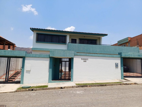 Ra Casa En Venta En Altos De Guataparo. Planta 100% Cod. 231489