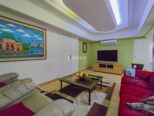 Imagen 8 de 23 de Exclusiva Casa Con Piso De Mármol En La Trigaleña, Daniela J.
