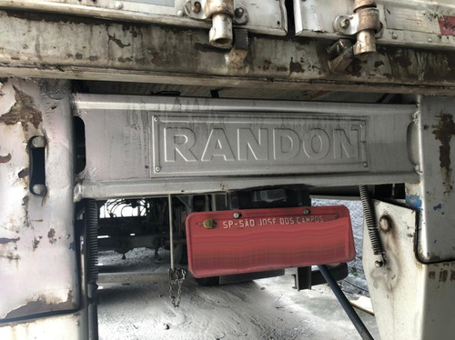 Carreta Baú Randon Ano 2005 3 Eixos 28 Paletes
