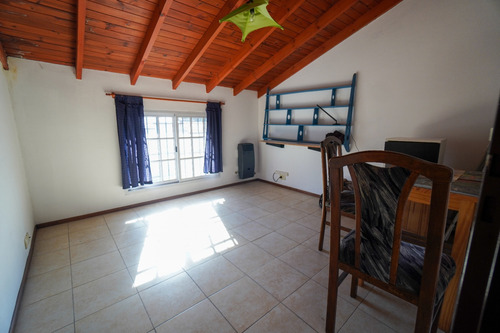Venta Casa 4 Dormitorios Ciudad Jardín Lomas Del Palomar