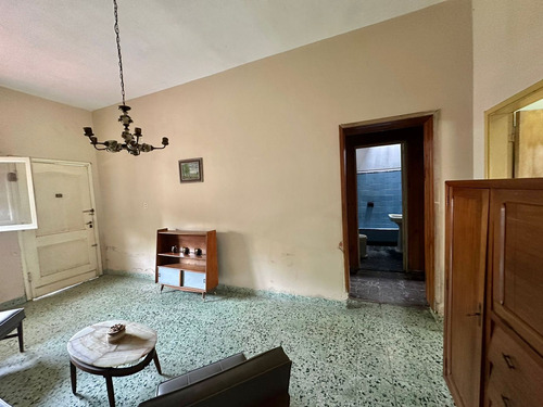 Venta Casa A Reciclar 3 Amb C/jardin En Padua Sur