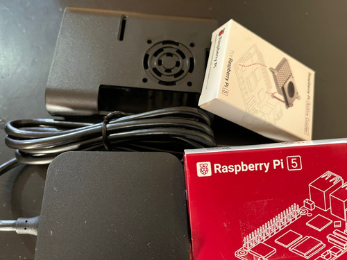 Rasberry Pi 5 16b De Ram Micro Sd 64 Gb (Usado)