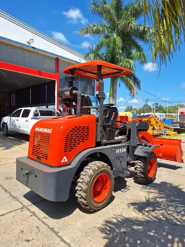 Pala Cargadora Frontal Forrajera H104