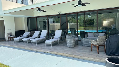 Casa En Venta En Lagos Del Sol En Cancun