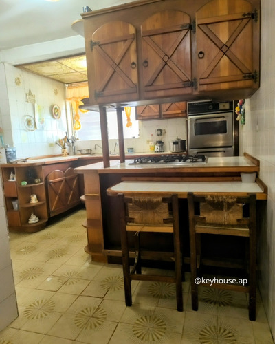 Keyhouse.ap Vende Casa En Urb. Cooperativa Guaicaipuro