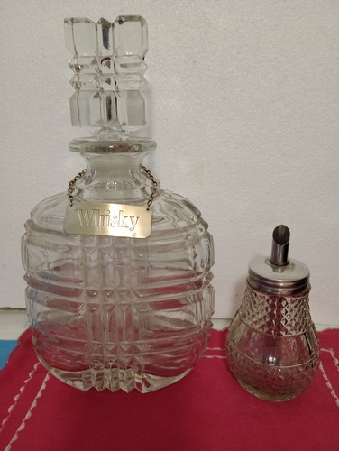 Whiskera De Vidrio Con Cartel Y Salero De Vidrio (Usado)