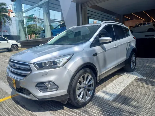 Ford Escape 2.0 Titanium