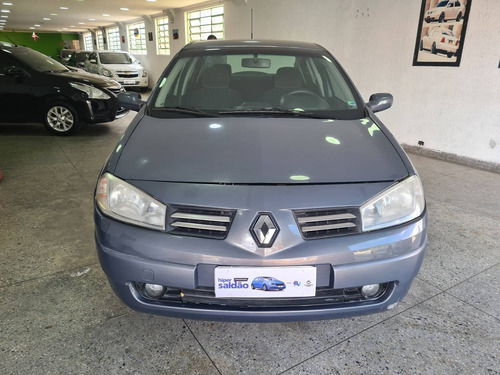 Imagem 2 de 9 de Renault Mégane 1.6 Dynamique 16v Flex 4p Manual