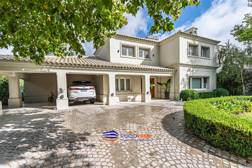 Casa En Venta Country La Concepcion De Lujan